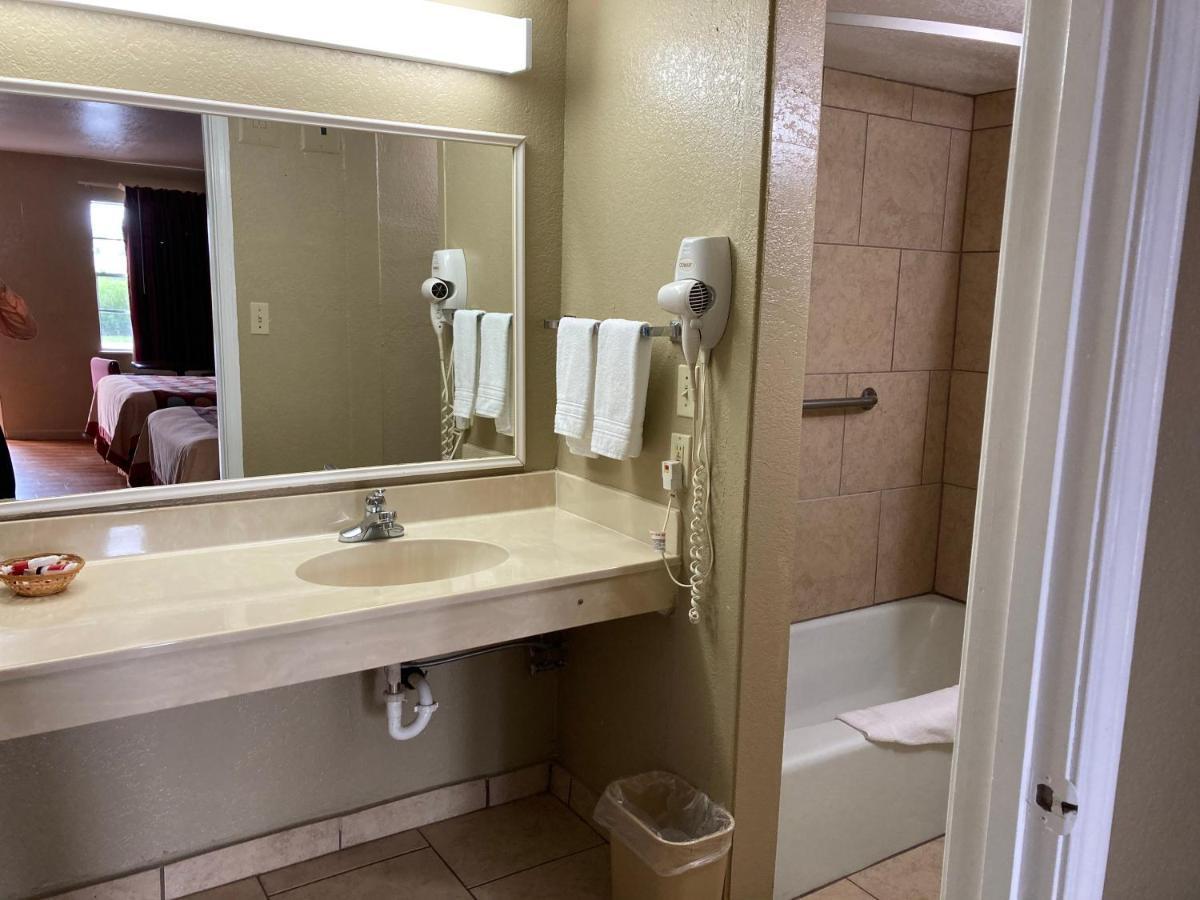 Super 8 By Wyndham Little Rock/North/Airport Otel North Little Rock Dış mekan fotoğraf