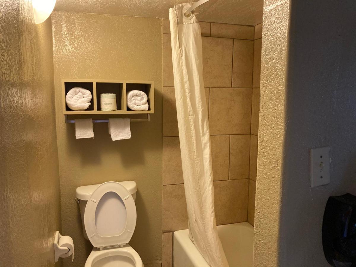 Super 8 By Wyndham Little Rock/North/Airport Otel North Little Rock Dış mekan fotoğraf