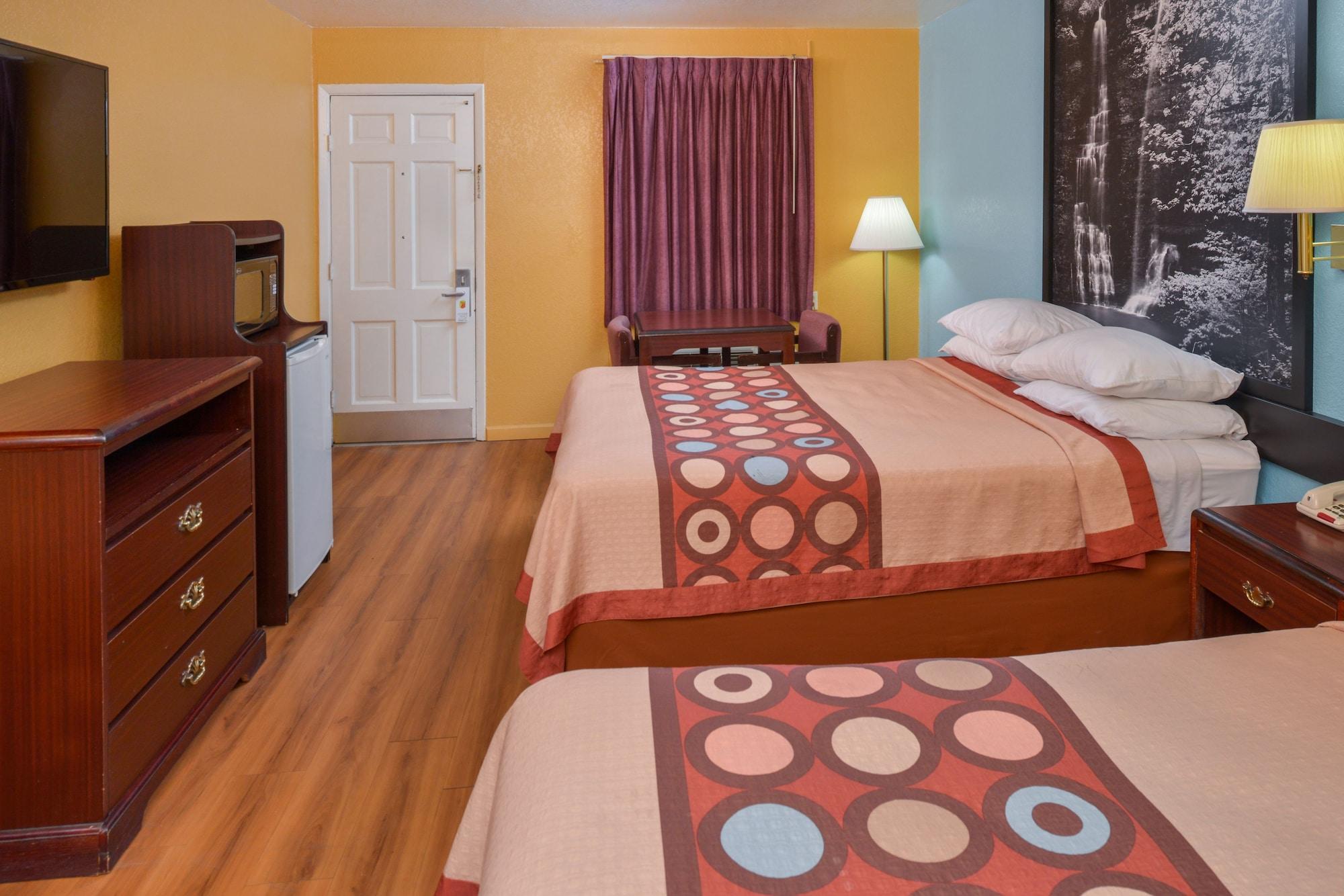 Super 8 By Wyndham Little Rock/North/Airport Otel North Little Rock Dış mekan fotoğraf